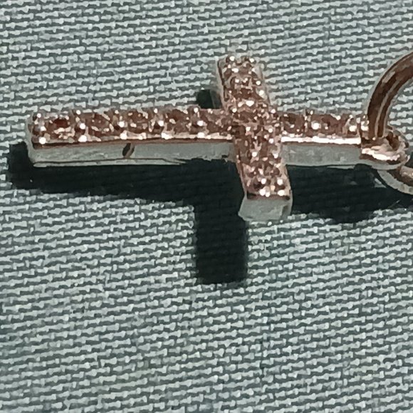 Stirling LA CN Dainty Cross Necklace - Picture 6 of 11